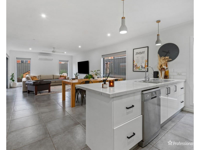 5 Forest view Drive, Maryborough VIC 3465