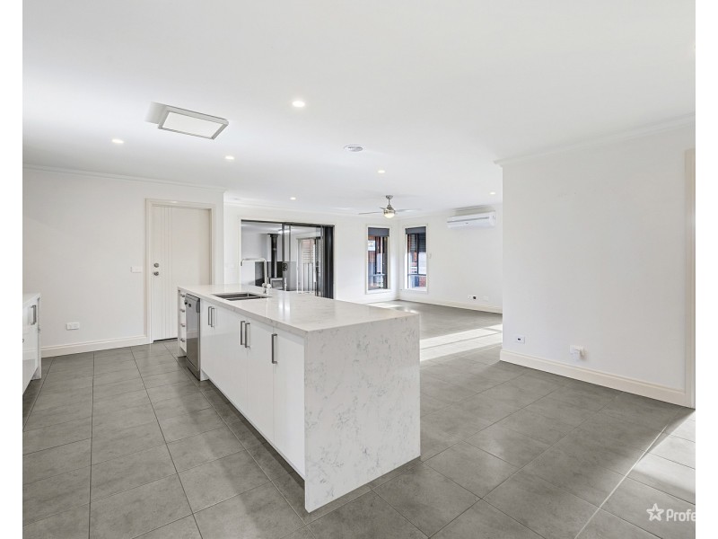 91  Simson Street, Carisbrook VIC 3464