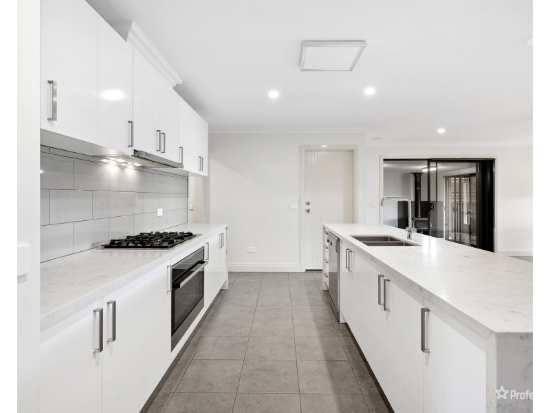 91  Simson Street, Carisbrook VIC 3464