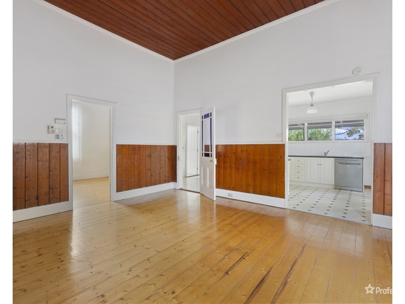 36 Burns Street, Maryborough VIC 3465