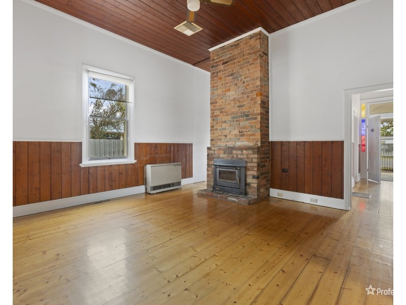 36 Burns Street, Maryborough VIC 3465