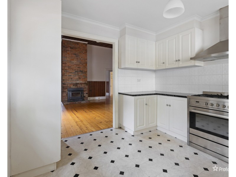 36 Burns Street, Maryborough VIC 3465