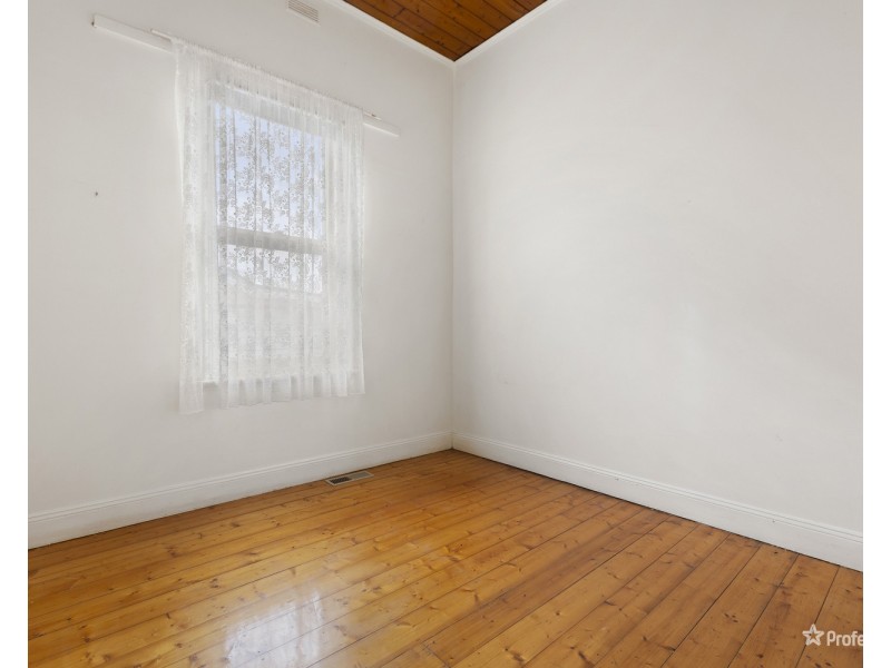 36 Burns Street, Maryborough VIC 3465