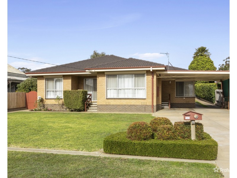 8A Albert Street, Maryborough VIC 3465