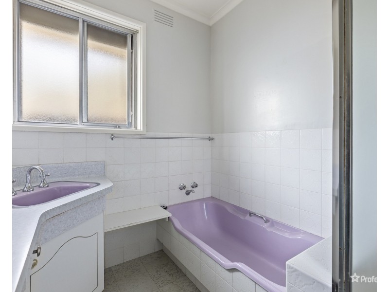 8A Albert Street, Maryborough VIC 3465