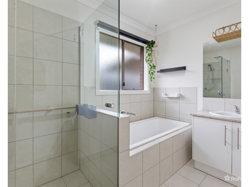 4 Lowery Court, Maryborough VIC 3465