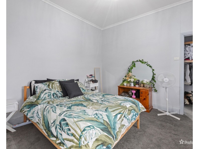 11 Newton Street, Maryborough VIC 3465