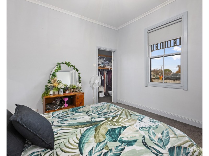 11 Newton Street, Maryborough VIC 3465