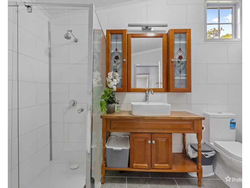 11 Newton Street, Maryborough VIC 3465