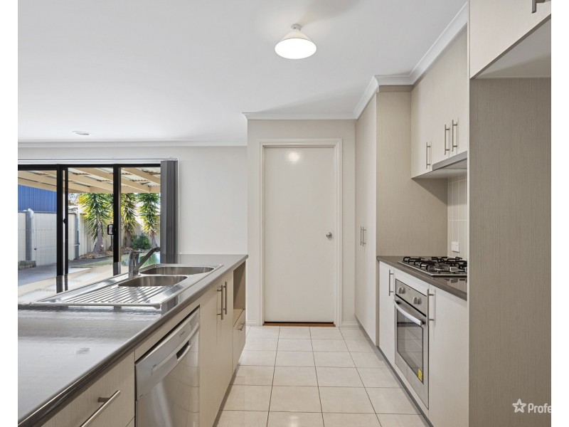 6 East Field Street, Maryborough VIC 3465