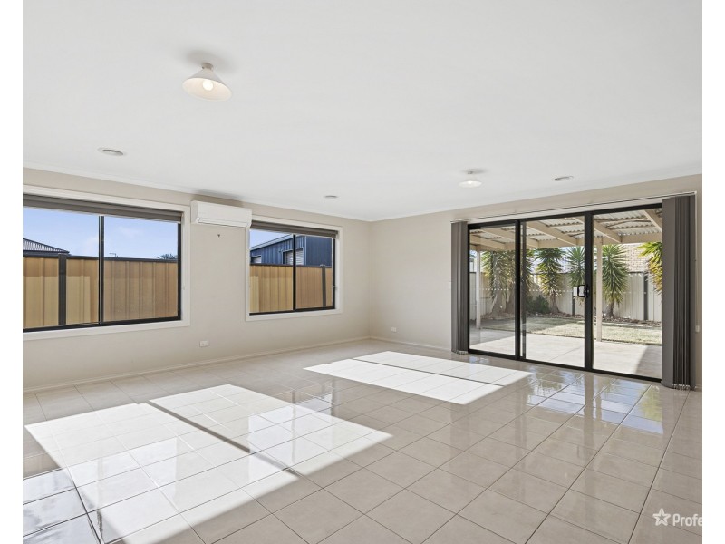 6 East Field Street, Maryborough VIC 3465