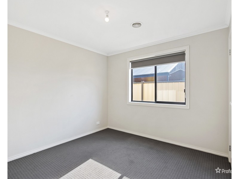 6 East Field Street, Maryborough VIC 3465