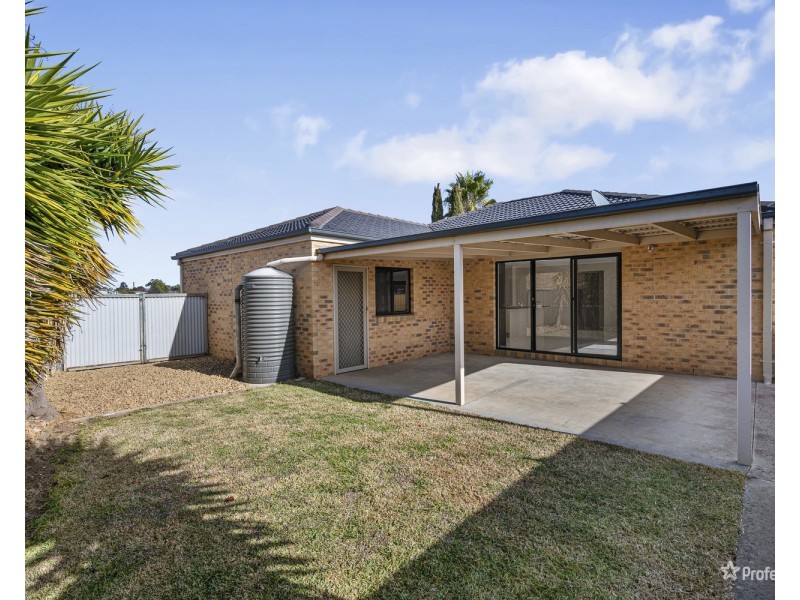 6 East Field Street, Maryborough VIC 3465