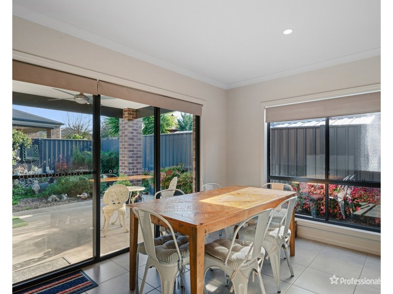 1/6 Shamrock Court, Maryborough VIC 3465