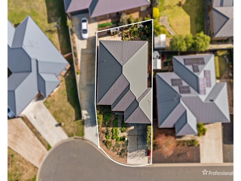 1/6 Shamrock Court, Maryborough VIC 3465