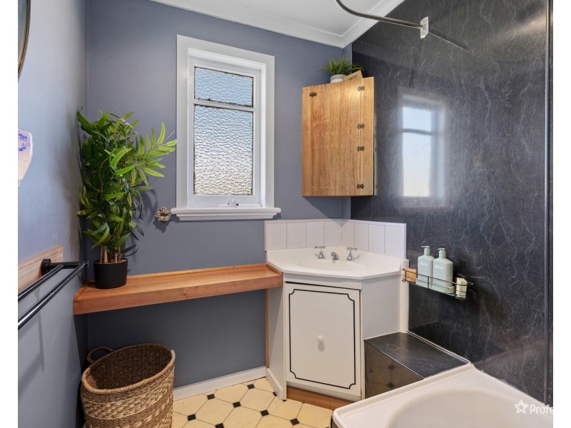 15 Kennedy Street, Maryborough VIC 3465