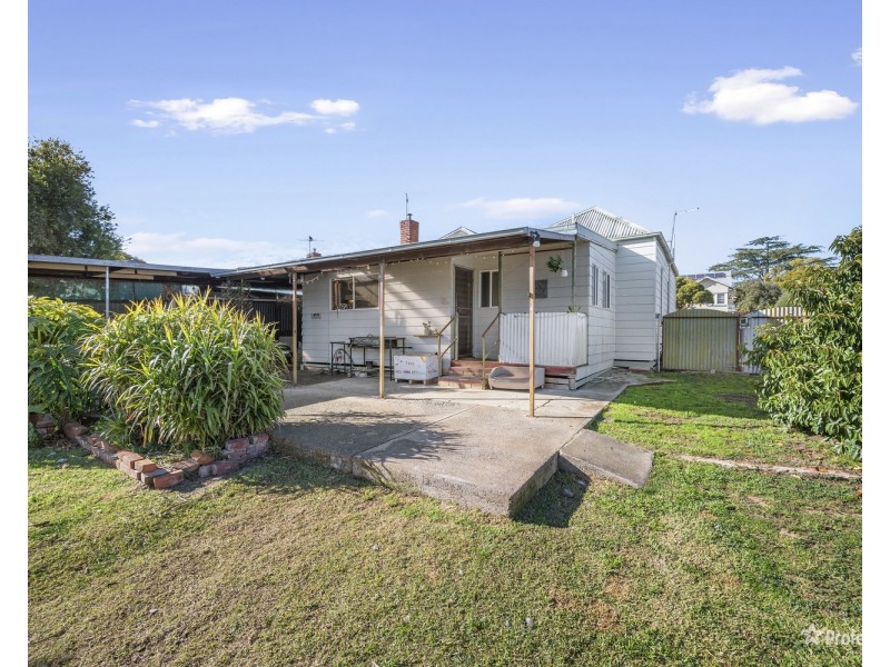 15 Kennedy Street, Maryborough VIC 3465