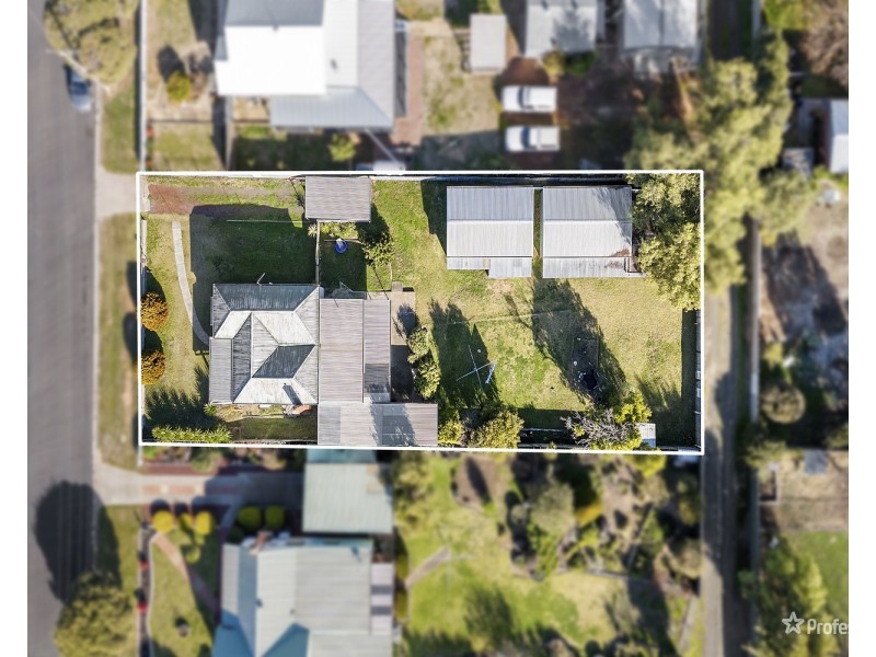 15 Kennedy Street, Maryborough VIC 3465