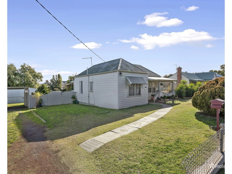 15 Kennedy Street, Maryborough VIC 3465