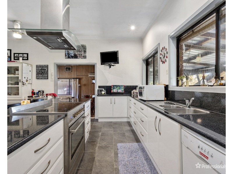 35 Daisy Hill Court, Daisy Hill VIC 3465