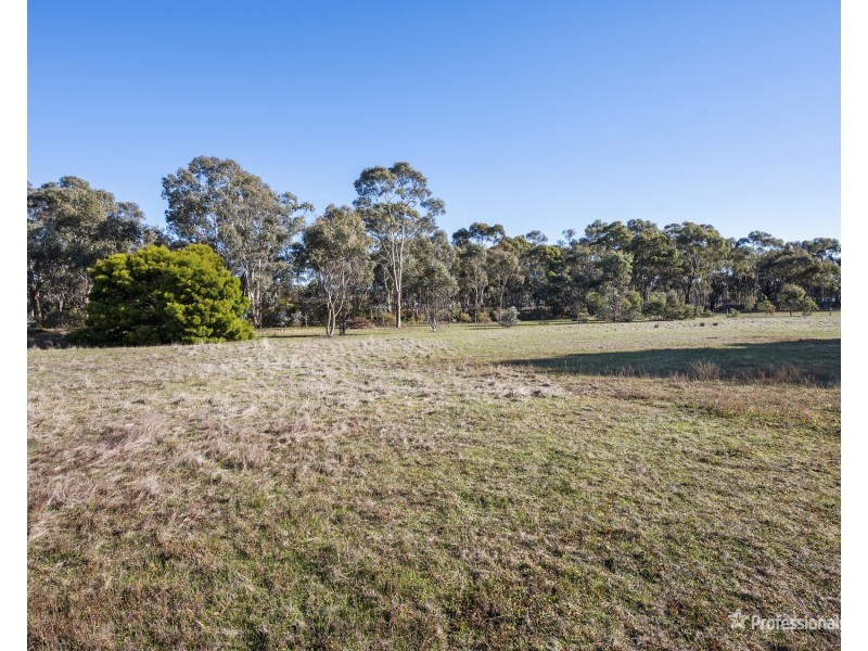 35 Daisy Hill Court, Daisy Hill VIC 3465