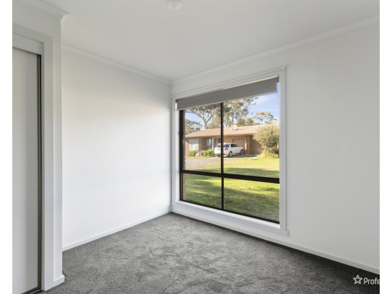2/6 Harkness Street, Maryborough VIC 3465
