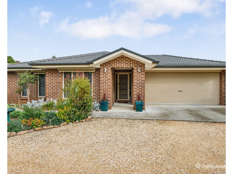 47 Boyce Street, Avoca VIC 3467