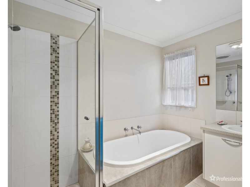 47 Boyce Street, Avoca VIC 3467