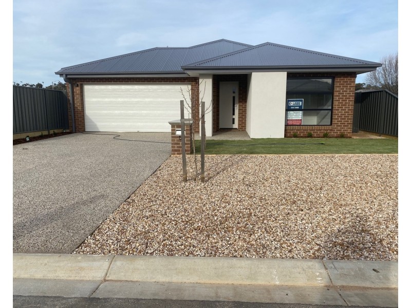 5 Dairy Crescent, Maryborough VIC 3465