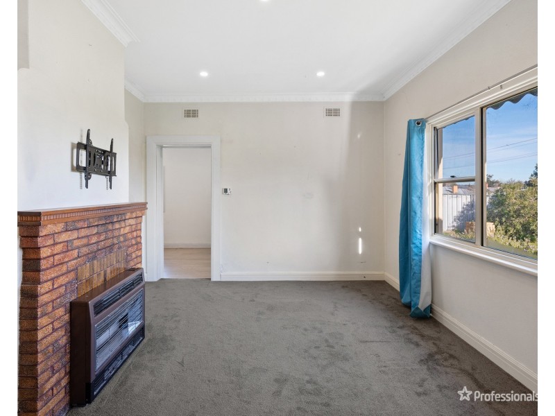 48 Gillies Street, Maryborough VIC 3465