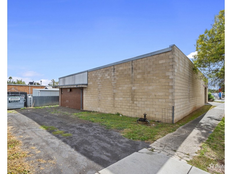 17 Tuaggra Street, Maryborough VIC 3465