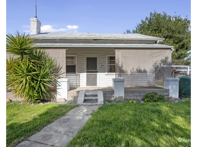 12 Casey Street, Maryborough VIC 3465