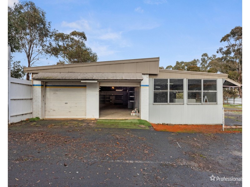 5 Chaplins Road, Carisbrook VIC 3464