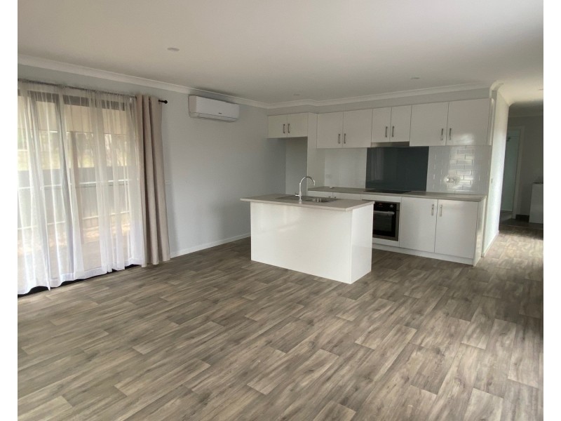 18 High Street, Avoca VIC 3467