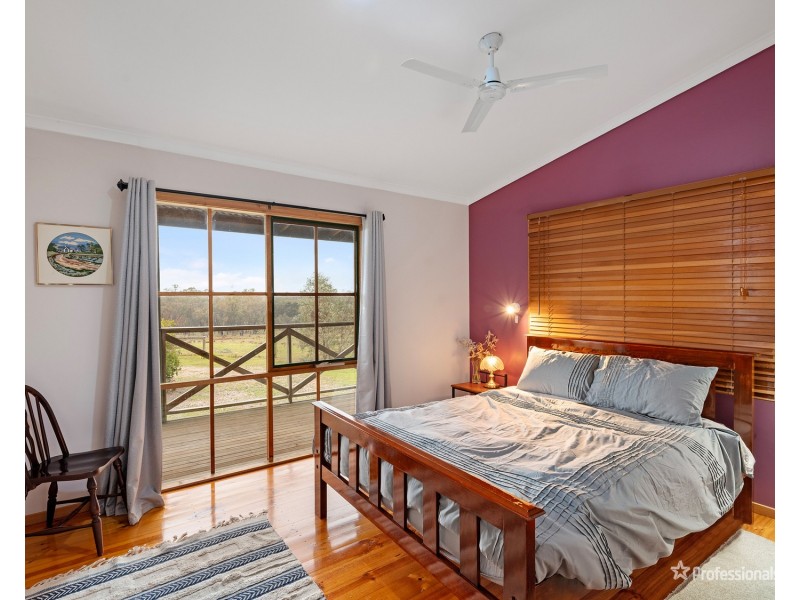 570 Avoca Road, Amherst VIC 3371