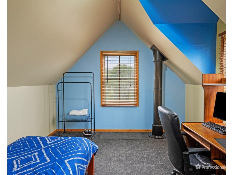 570 Avoca Road, Amherst VIC 3371