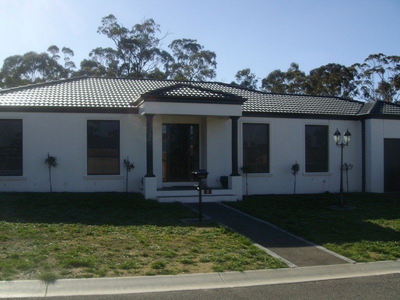 3 Woodlands Court, Maryborough VIC 3465