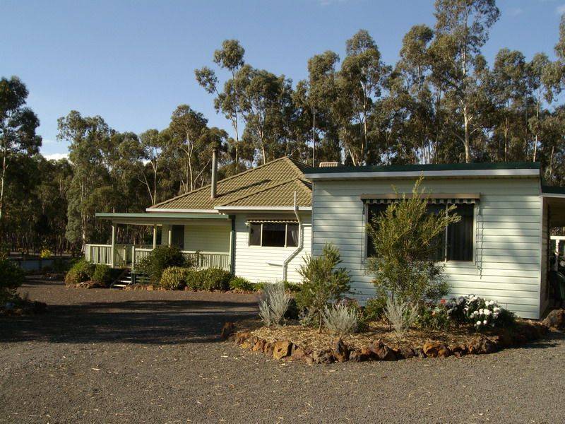 15 Mole Road, Alma VIC 3465