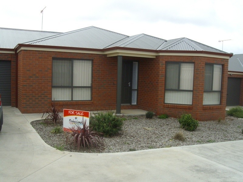 2/244 Gladstone Street, Maryborough VIC 3465