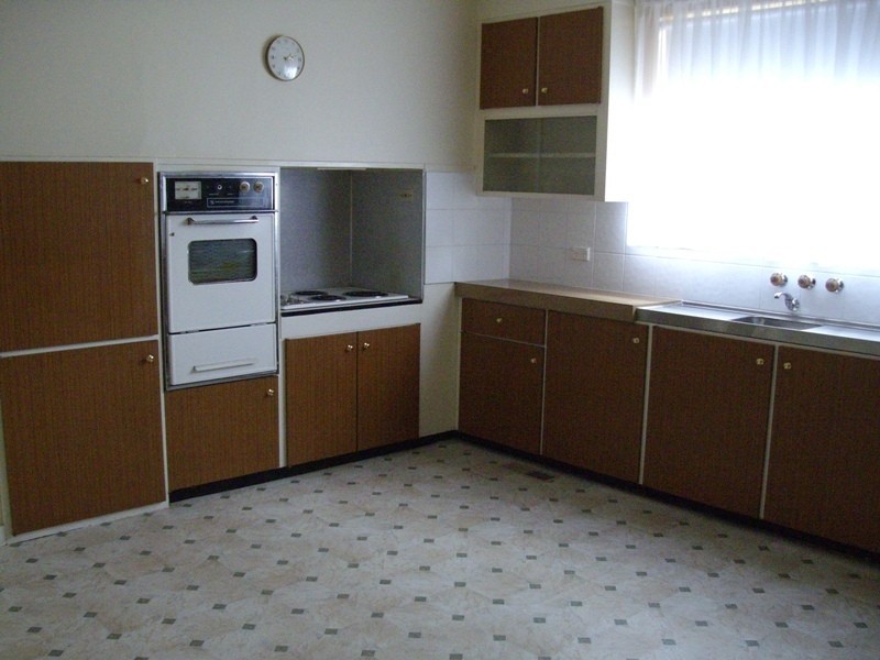 69 Majorca Road, Maryborough VIC 3465