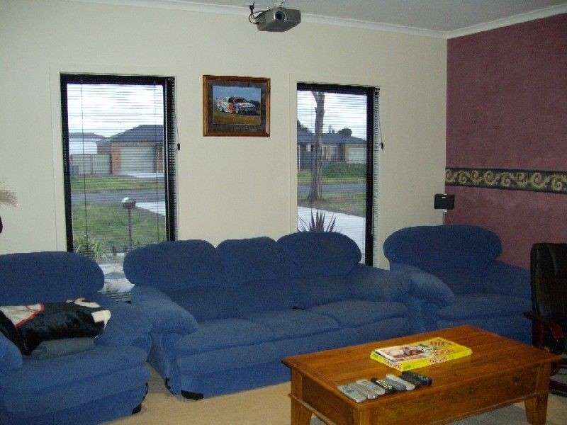 13 Albert Street, Carisbrook VIC 3464