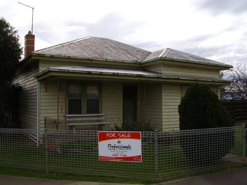 11  Sutton  Road, Maryborough VIC 3465