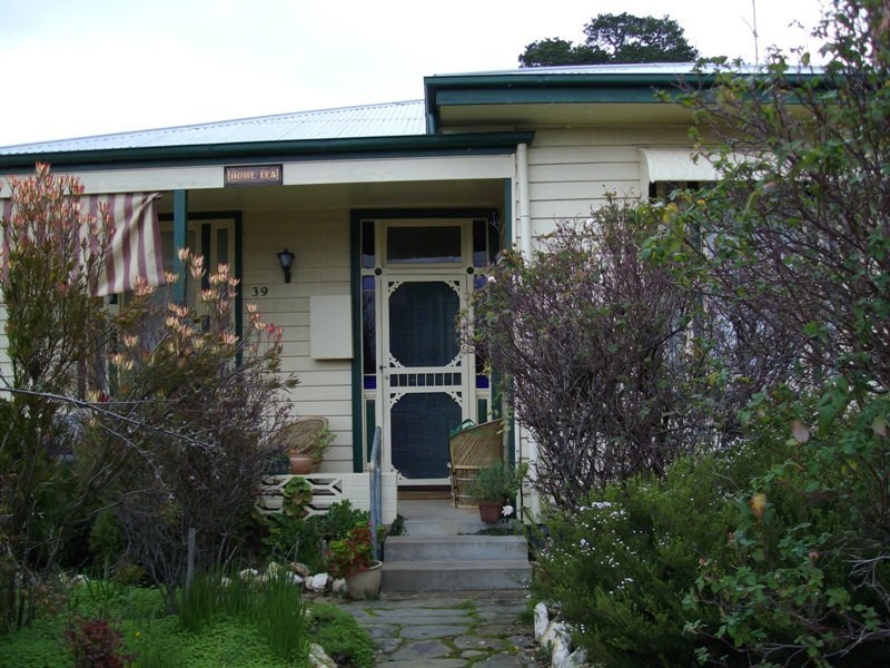 39 Wills Street, Maryborough VIC 3465