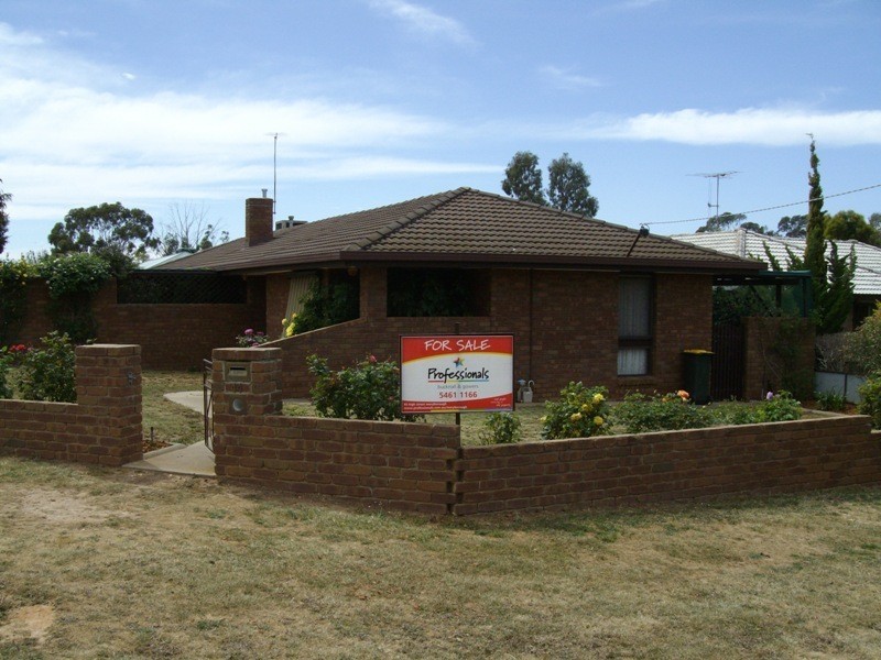 44 Laidman Street, Maryborough VIC 3465