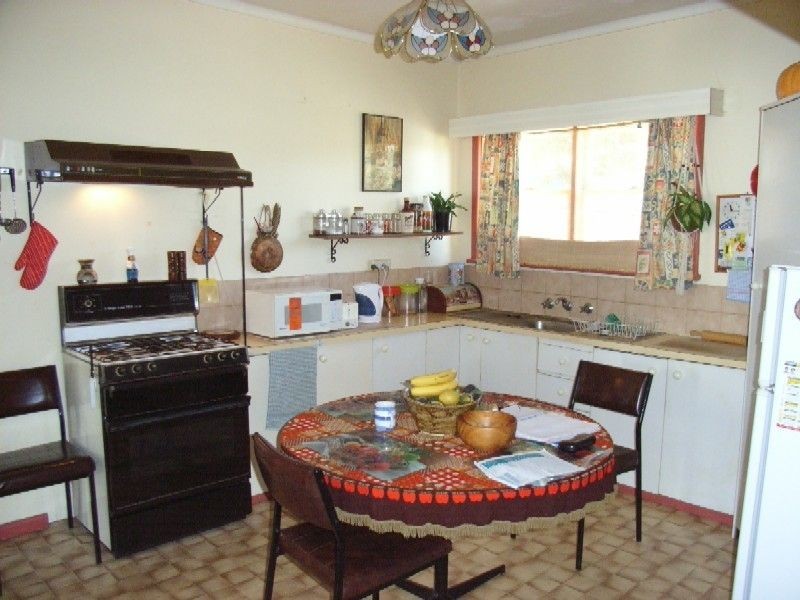 18 Goldsmith Street, Maryborough VIC 3465