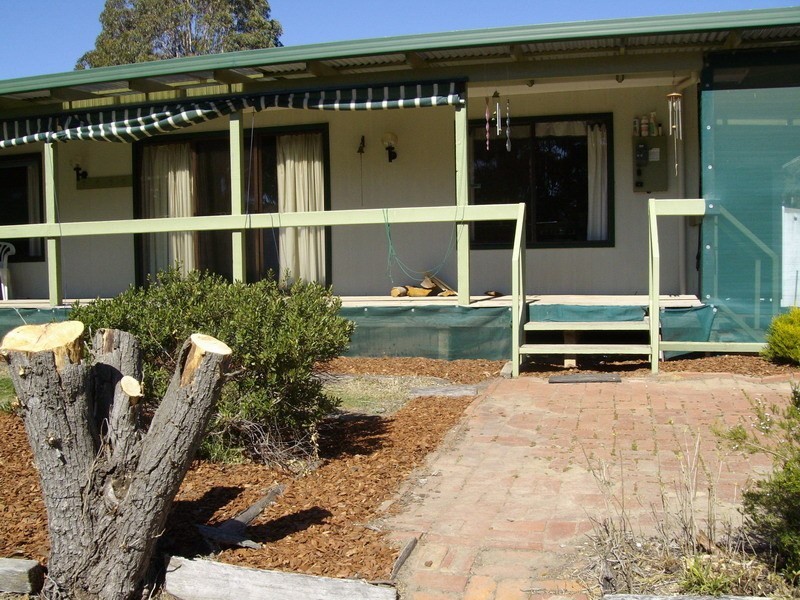 Dunach VIC 3371