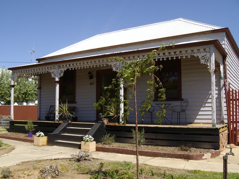 107 Clarendon Street, Maryborough VIC 3465