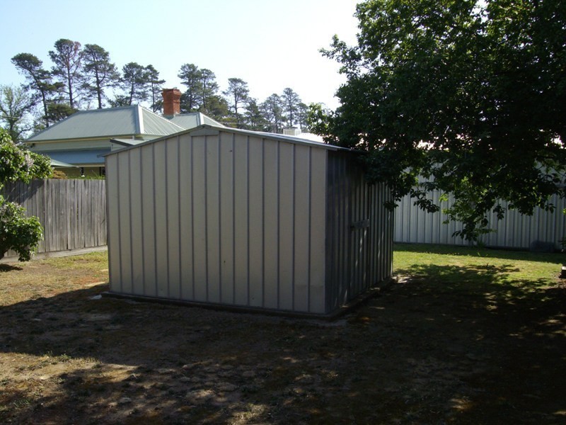 2/6 Harkness Street, Maryborough VIC 3465