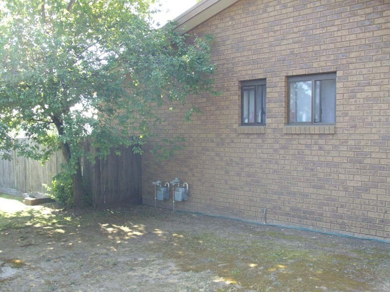 2/6 Harkness Street, Maryborough VIC 3465