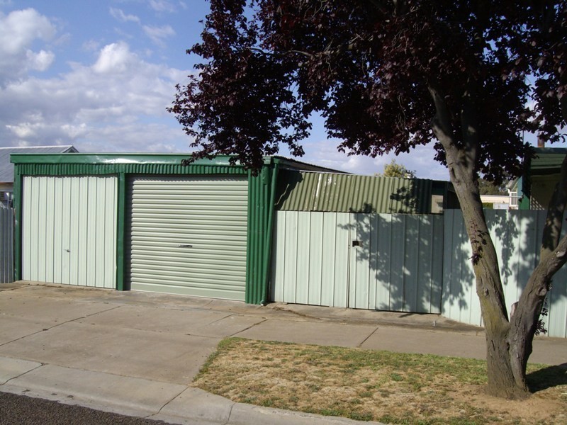 23 Arthur Avenue, Maryborough VIC 3465